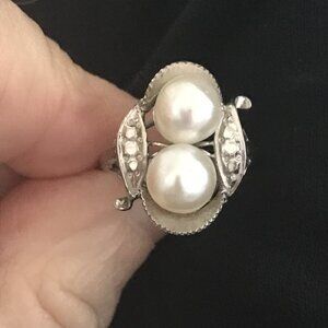White Gold Double Pearl Cocktail Ring